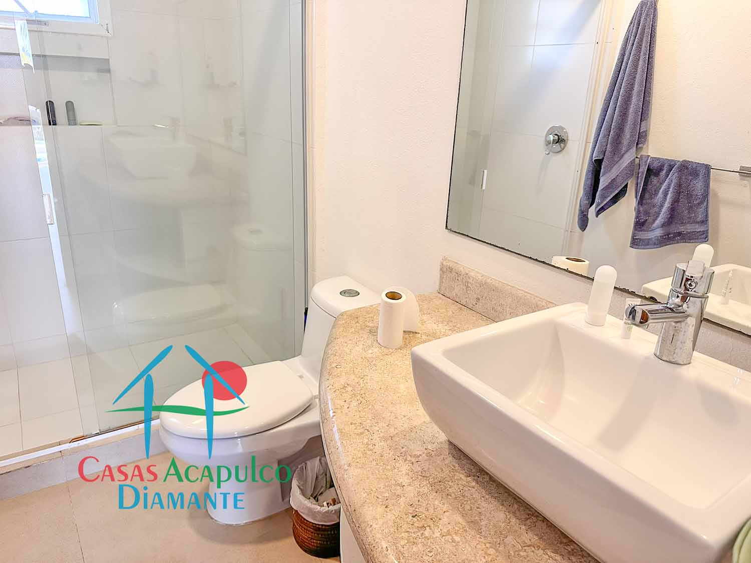 Pacífico Diamante Quilla 102 - Baño completo uno 1